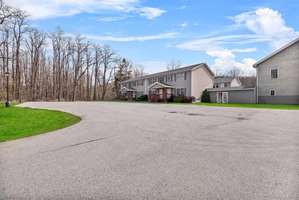 1-18 Willow Way, Unit #5, Rhinebeck, NY 12572