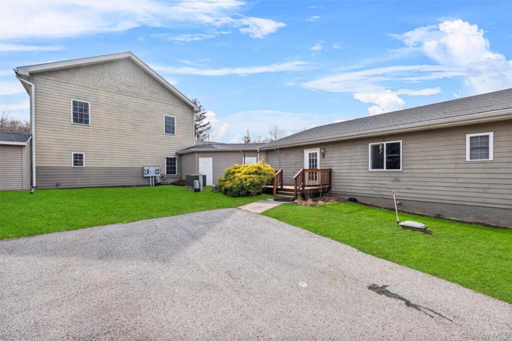 1-18 Willow Way, Unit #5, Rhinebeck, NY 12572 - Photo 2 of 24