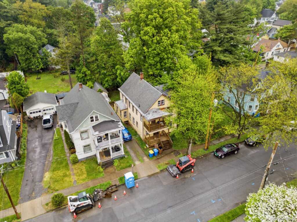212 Ten Broeck Avenue, Kingston, NY 12401 - Photo 30 of 34