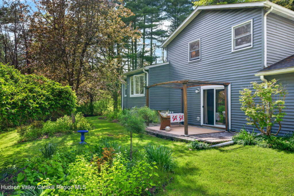 35 Cedar Ridge Road, Stone Ridge, NY 12484 - Photo 34 of 46