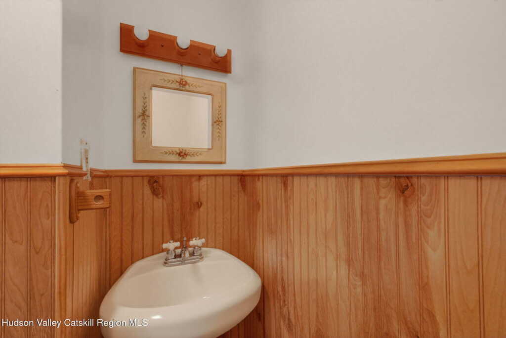 408 Fairview Avenue, Hurley, NY 12443 - Photo 21 of 23