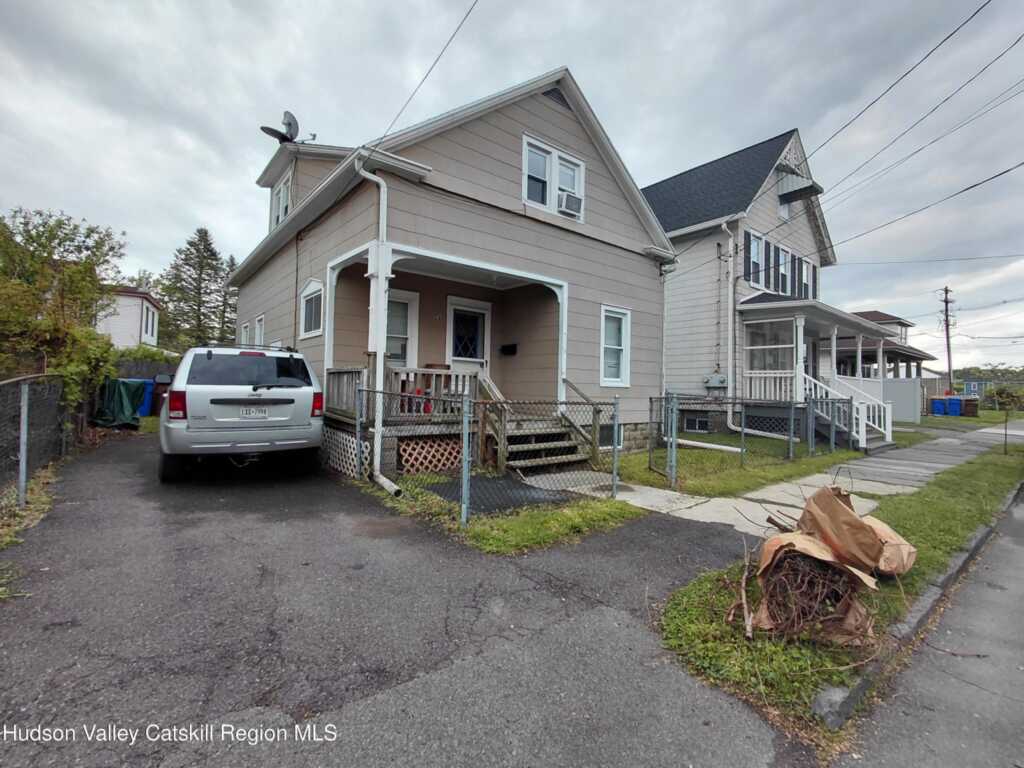 56 Grand Street, Kingston, NY 12401 - Photo 9 of 11