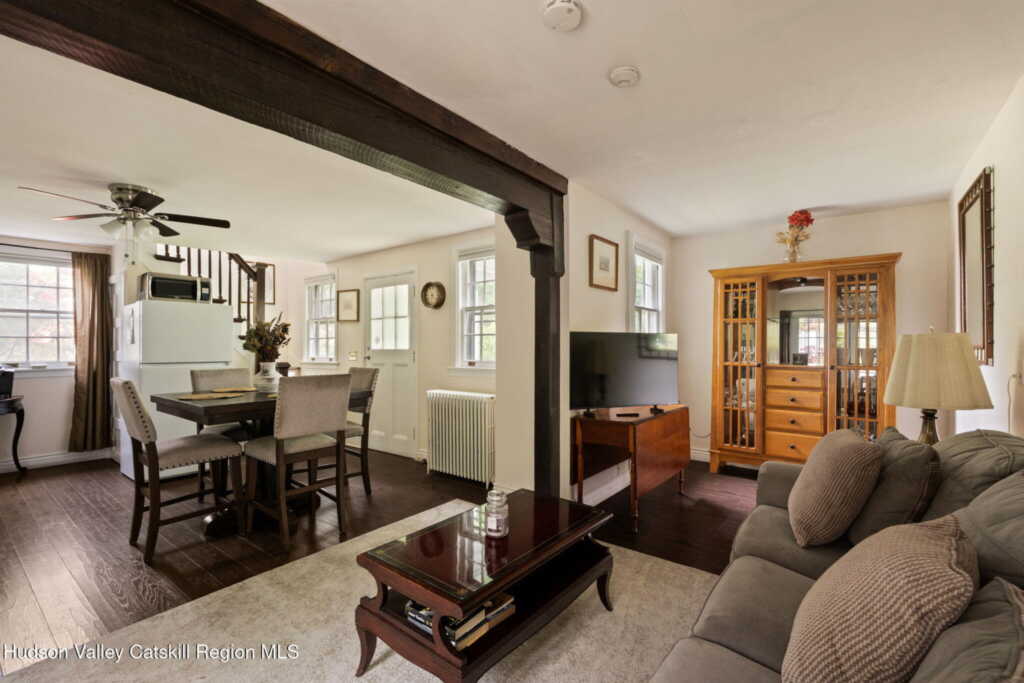 322 Albany Avenue, Kingston, NY 12401 - Photo 27 of 39
