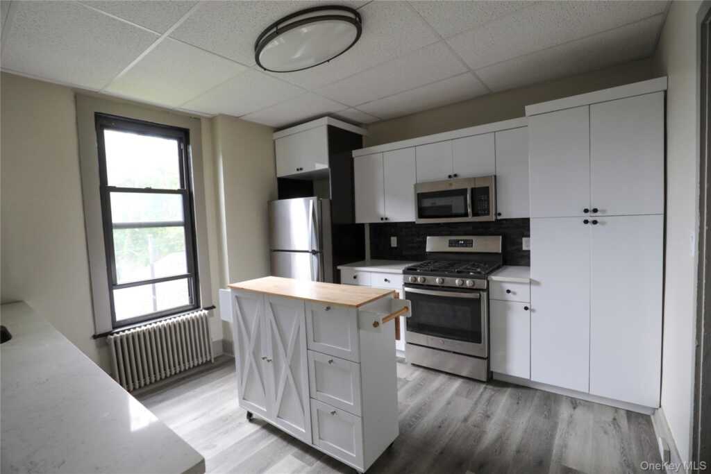 141 Saint James Street, Unit #4c, Kingston, NY 12401 - Photo 2 of 13