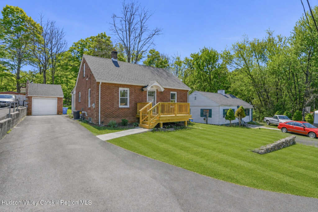22 Navara Street, Kingston, NY 12401