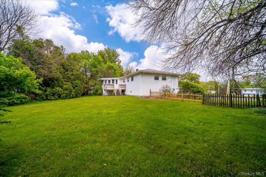 2 Blue Hills Court, Saugerties, NY 12477 - Photo 32 of 38
