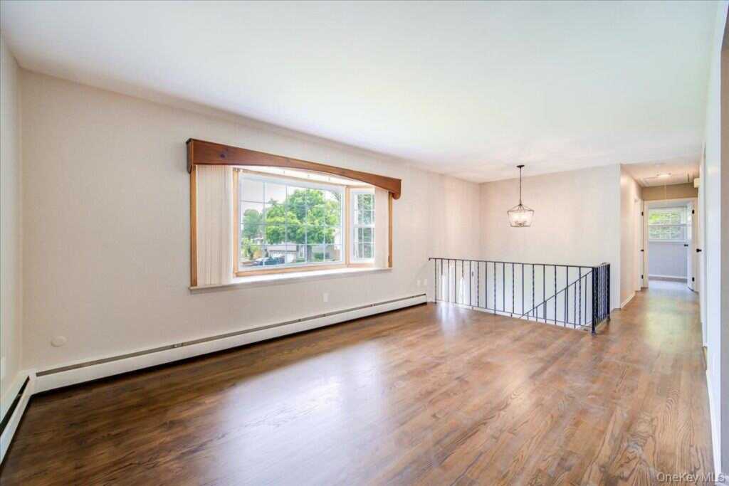 2 Blue Hills Court, Saugerties, NY 12477 - Photo 6 of 38