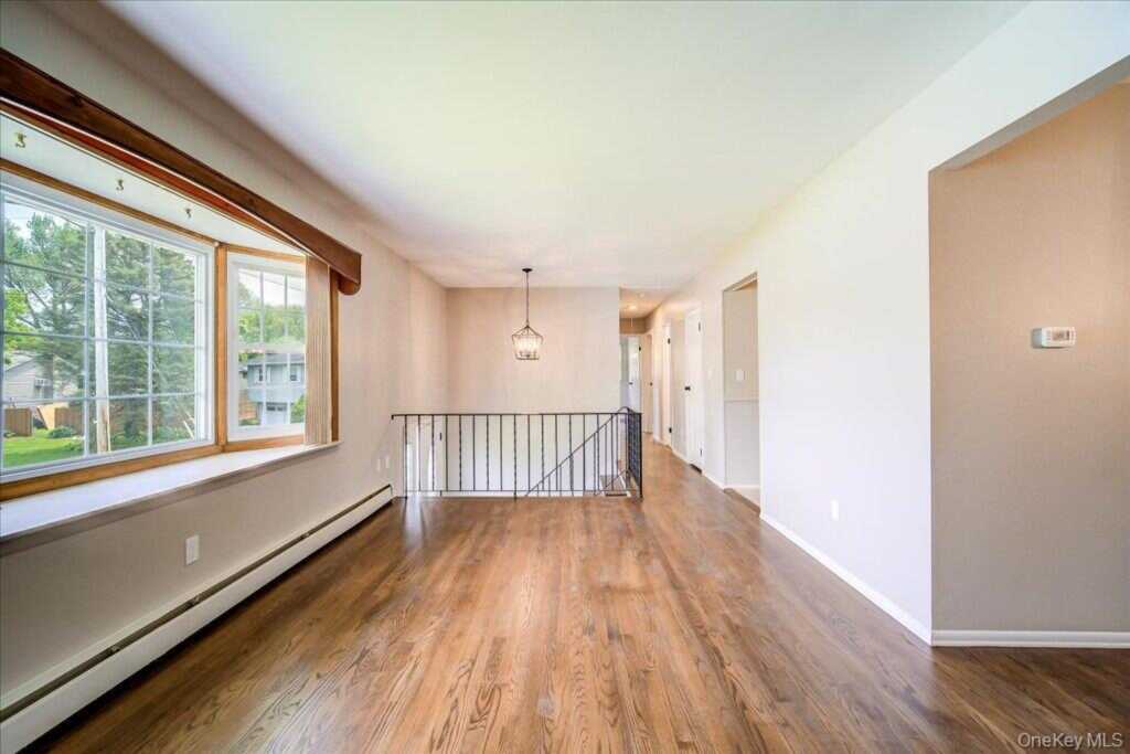 2 Blue Hills Court, Saugerties, NY 12477 - Photo 8 of 38
