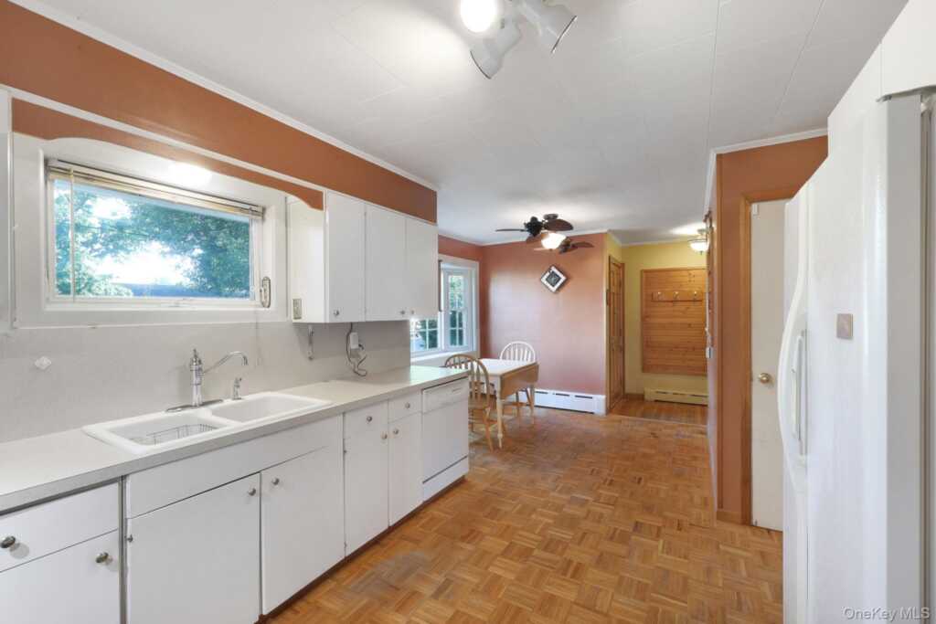 36 Finger Street, Saugerties, NY 12477 - Photo 6 of 22