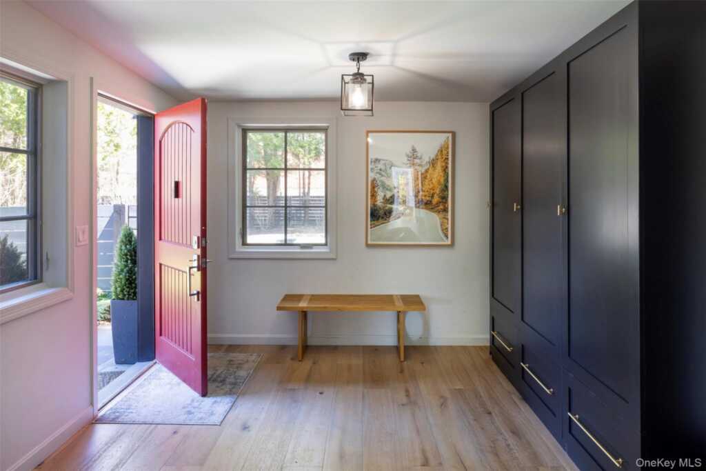 15-17 Broadview Road, Woodstock, NY 12498 - Photo 4 of 49