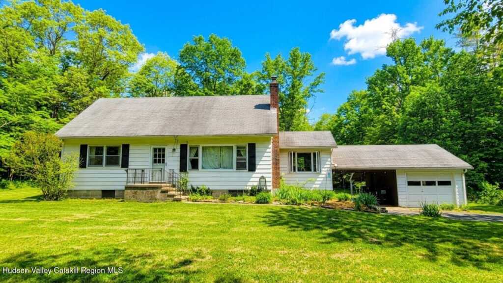 97 Ruby Road, Kingston, NY 12401 - Photo 3 of 32