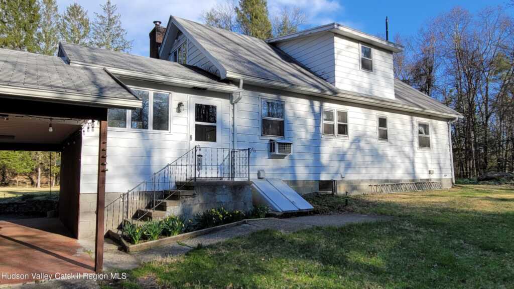 97 Ruby Road, Kingston, NY 12401 - Photo 4 of 32