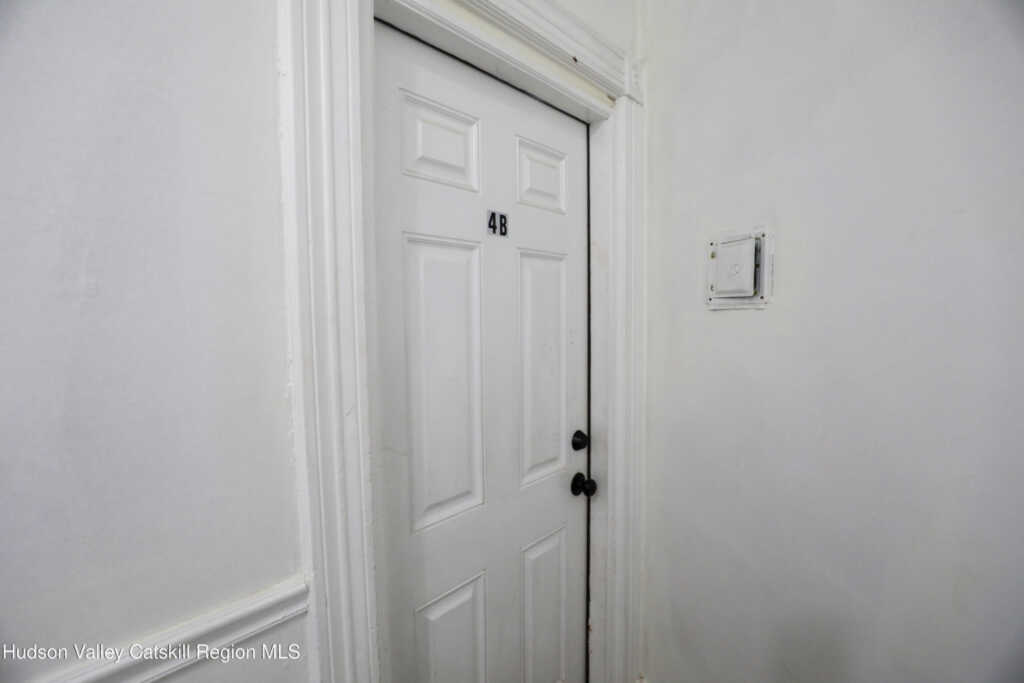 141 Saint James Street, Unit #4b, Kingston, NY 12401 - Photo 2 of 13