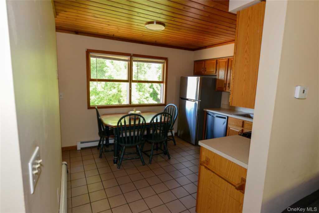 68 Post Street, Saugerties, NY 12477 - Photo 8 of 27