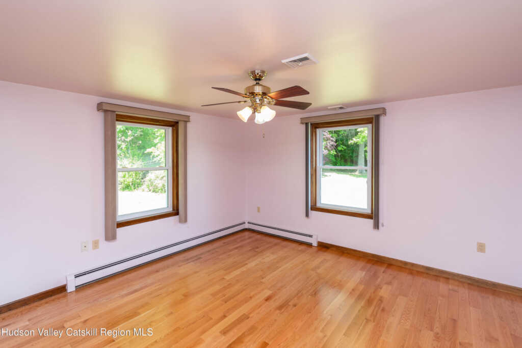 140 Elm Street, Saugerties, NY 12477 - Photo 13 of 21