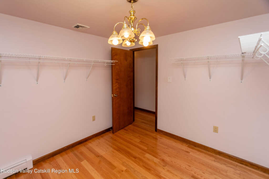 140 Elm Street, Saugerties, NY 12477 - Photo 15 of 21