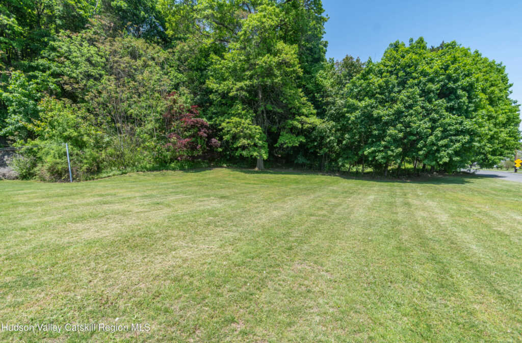 140 Elm Street, Saugerties, NY 12477 - Photo 20 of 21