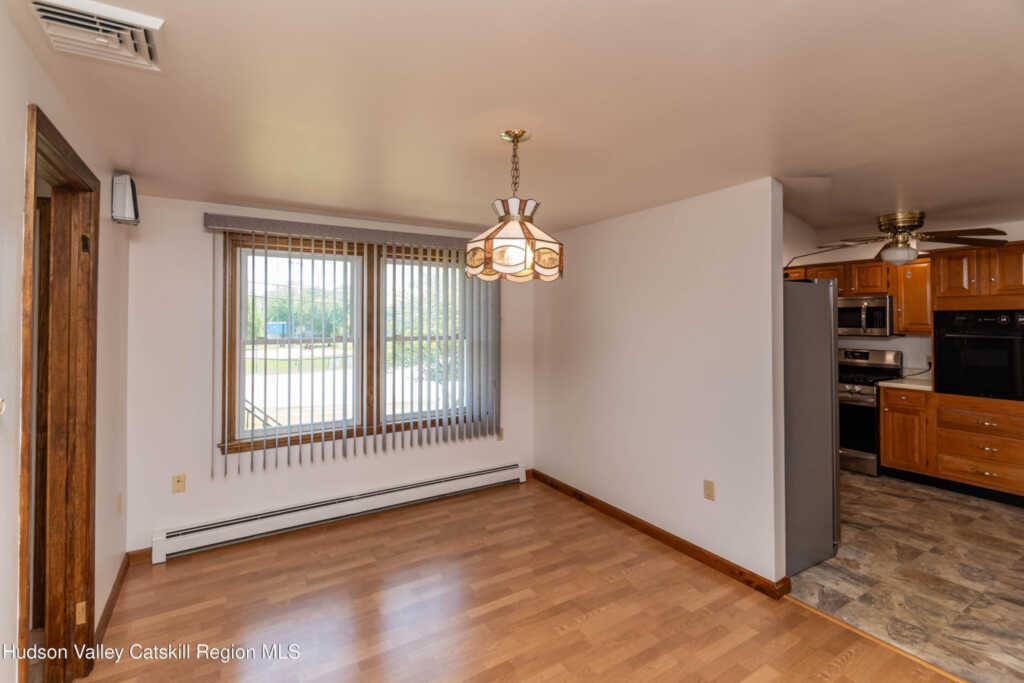 140 Elm Street, Saugerties, NY 12477 - Photo 5 of 21