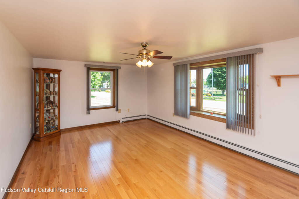 140 Elm Street, Saugerties, NY 12477 - Photo 8 of 21
