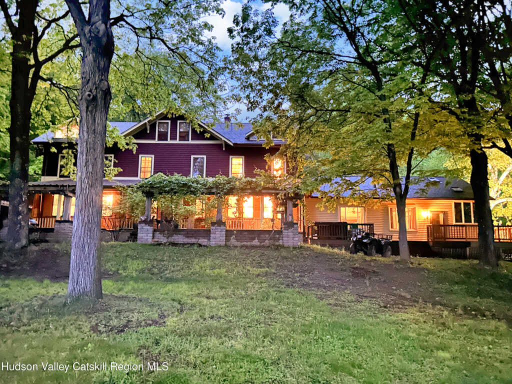 43 Augustine Road, Saugerties, NY 12477 - Photo 3 of 44