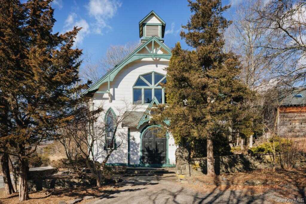 209-211 Fishcreek Road, Saugerties, NY 12477