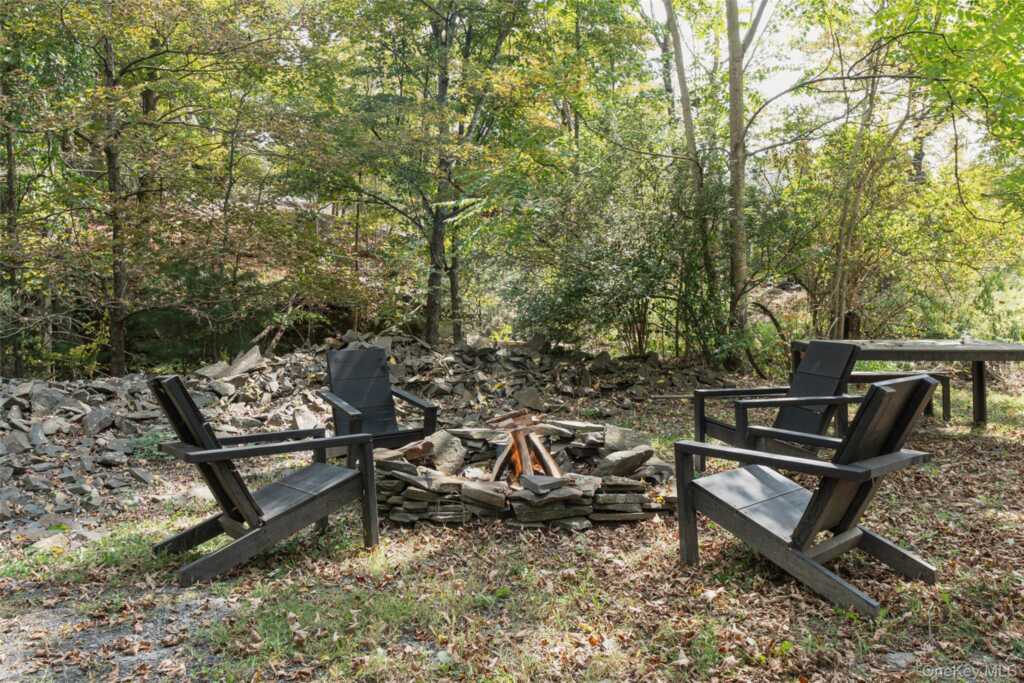 209-211 Fishcreek Road, Saugerties, NY 12477 - Photo 41 of 47