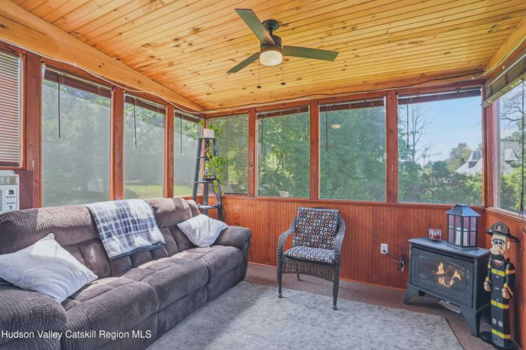 113 Chestnut Street, Kingston, NY 12401 - Photo 12 of 26