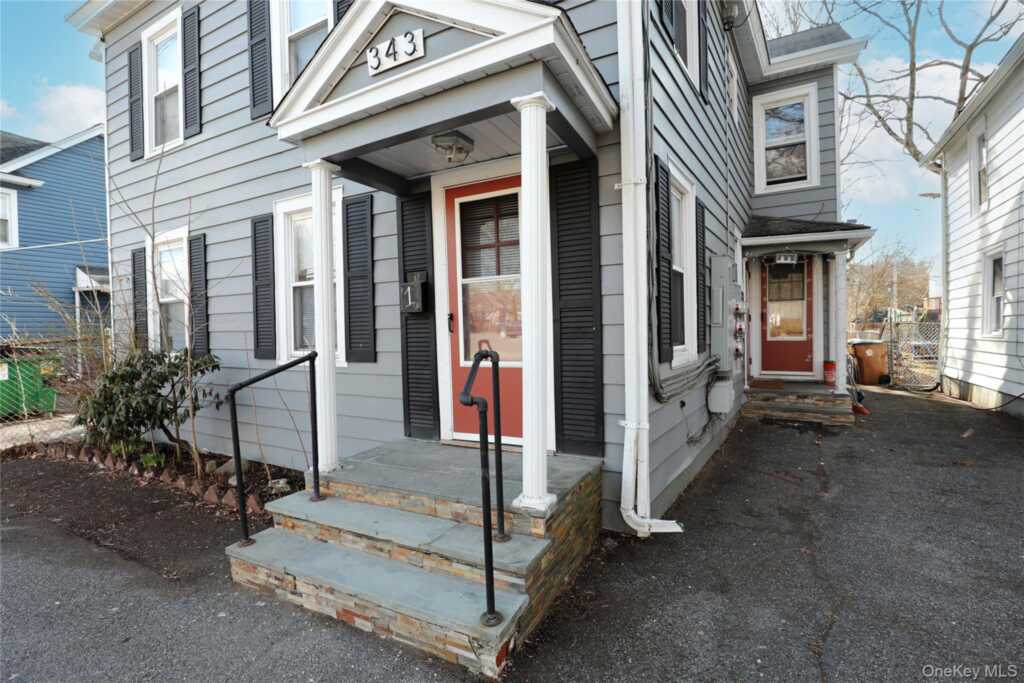343 Washington Avenue, Kingston, NY 12401 - Photo 3 of 33