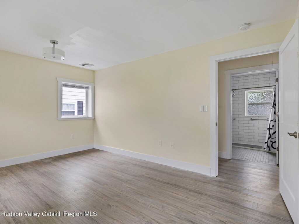 15 Browning Terrace, Kingston, NY 12401 - Photo 9 of 31