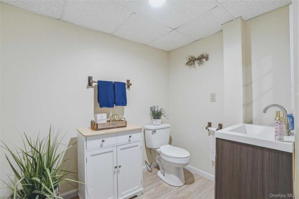 113 W Chestnut Street, Kingston, NY 12401 - Photo 21 of 26