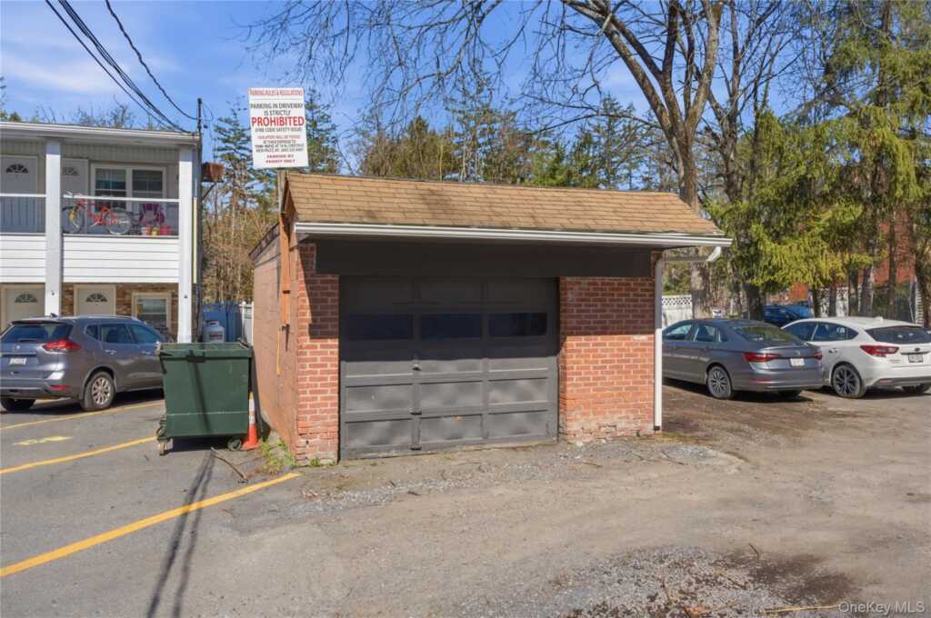 39 N Chestnut Street, New Paltz, NY 12561 - Photo 34 of 38