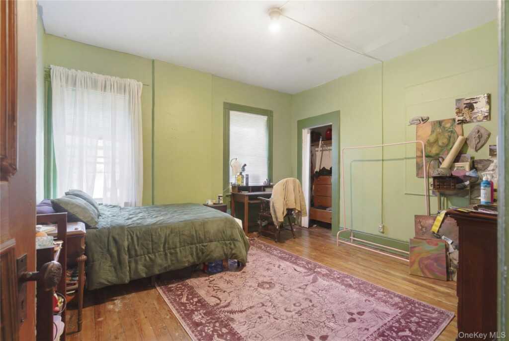 39 N Chestnut Street, New Paltz, NY 12561 - Photo 7 of 38