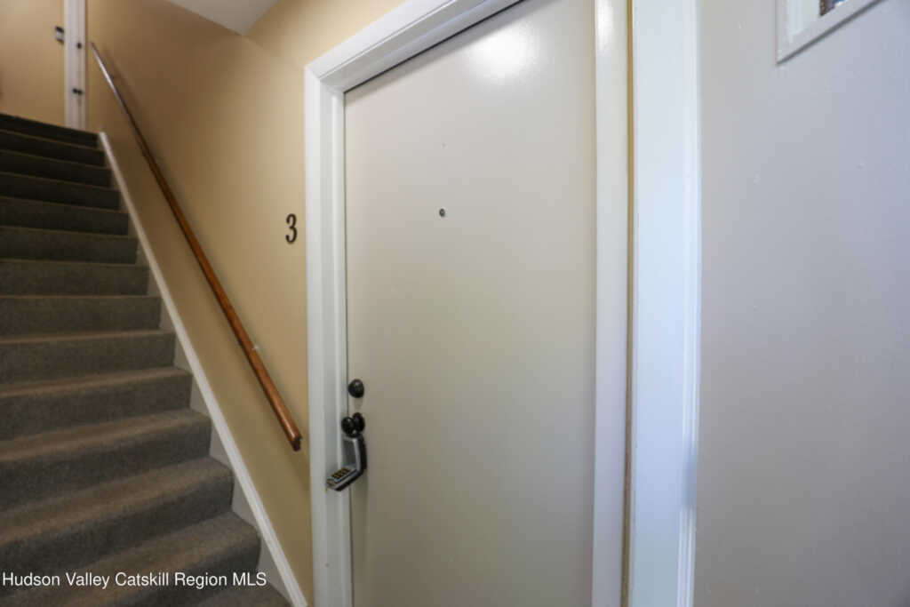 5 Simmons Street, Unit #3, Saugerties, NY 12477 - Photo 2 of 15