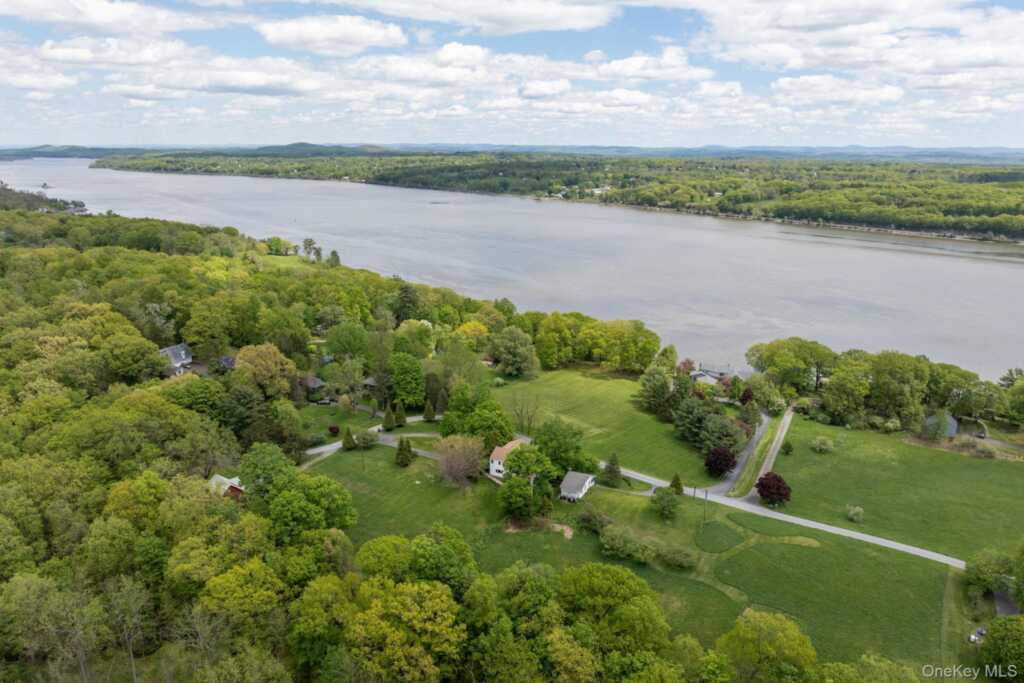 262 Patterson Lane, Unit #270, Saugerties, NY 12477 - Photo 29 of 30