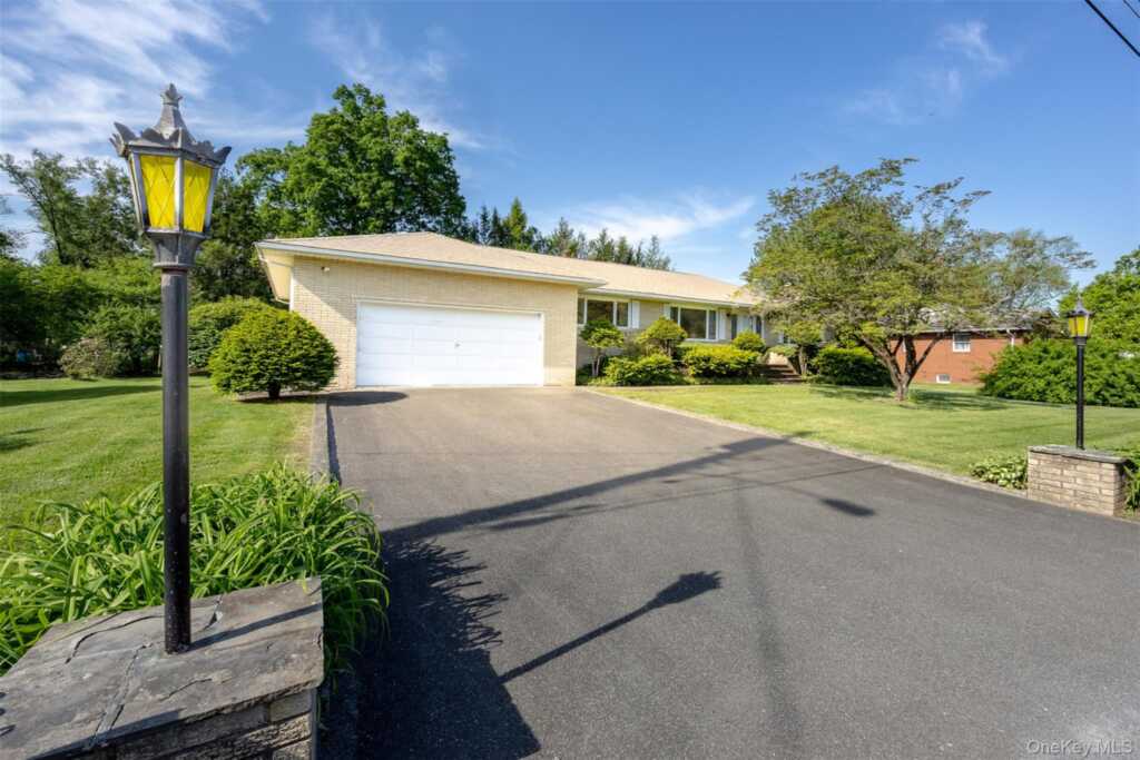 26 Seyler Terrace, Saugerties, NY 12477 - Photo 4 of 39