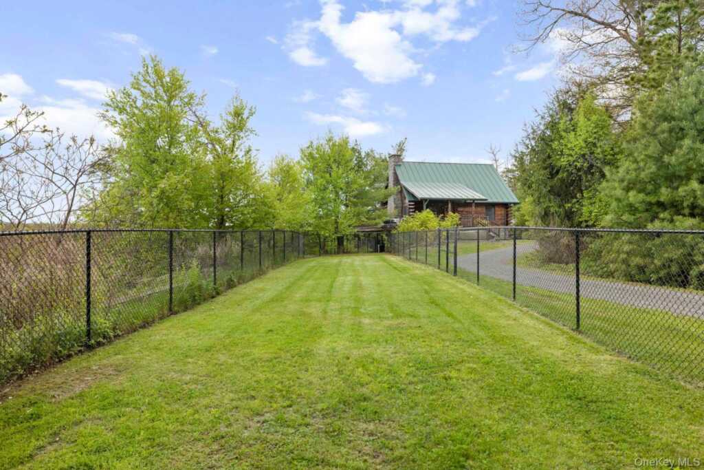 125 Stone Road, Hurley, NY 12491 - Photo 13 of 43