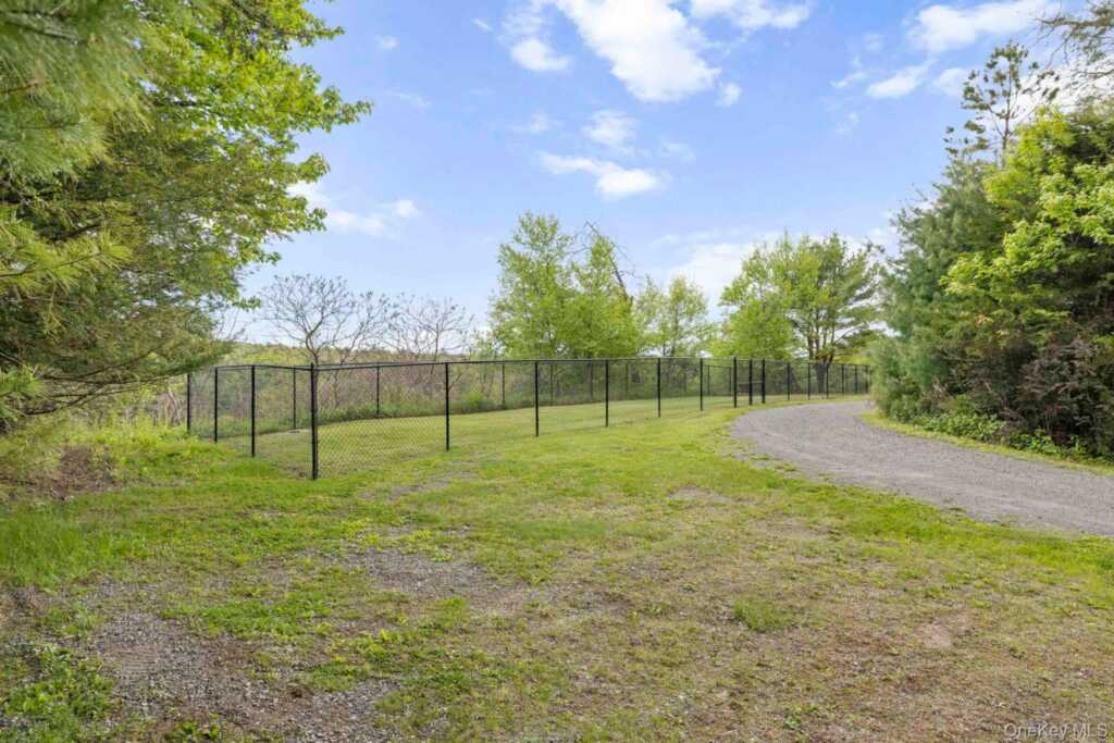 125 Stone Road, Hurley, NY 12491 - Photo 14 of 43