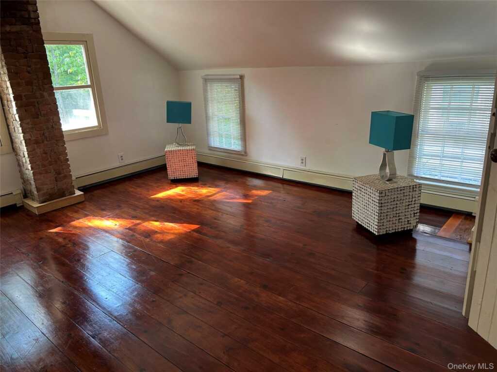 67 Kelly Street, Rhinebeck, NY 12574 - Photo 4 of 8