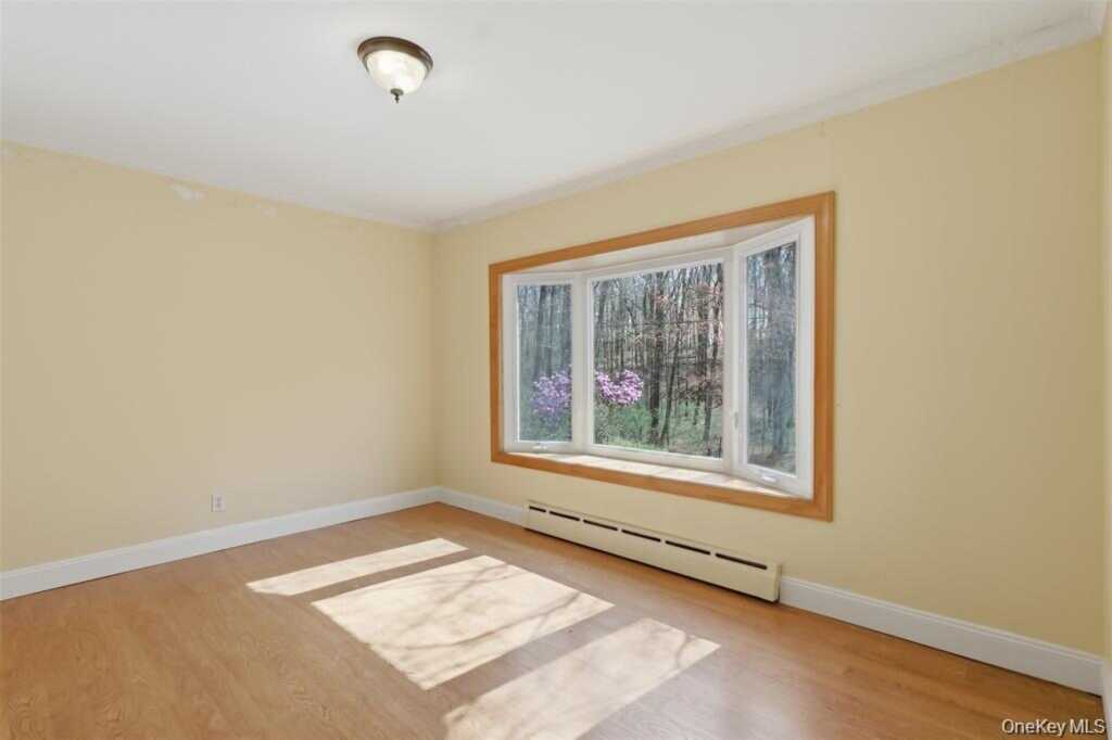 307 Old Kingston Road, New Paltz, NY 12561 - Photo 10 of 28