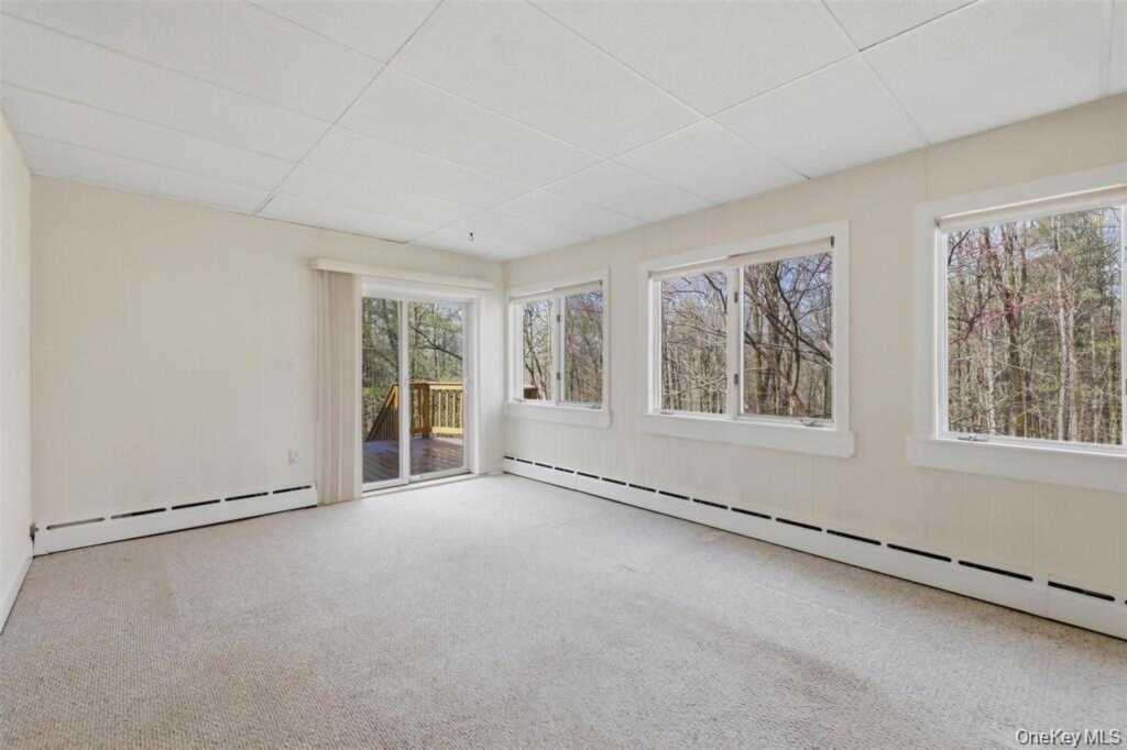 307 Old Kingston Road, New Paltz, NY 12561 - Photo 14 of 28