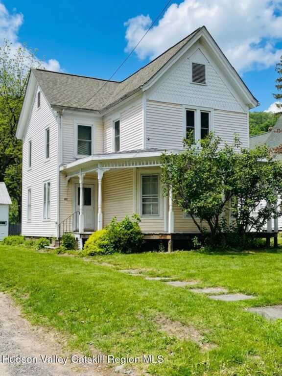 25 Church Street, Phoenicia, NY 12464
