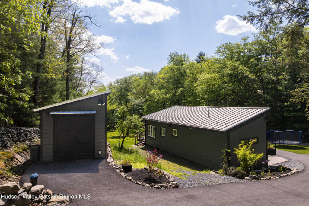 201 Johnson Hill Road, Kingston, NY 12401 - Photo 3 of 39