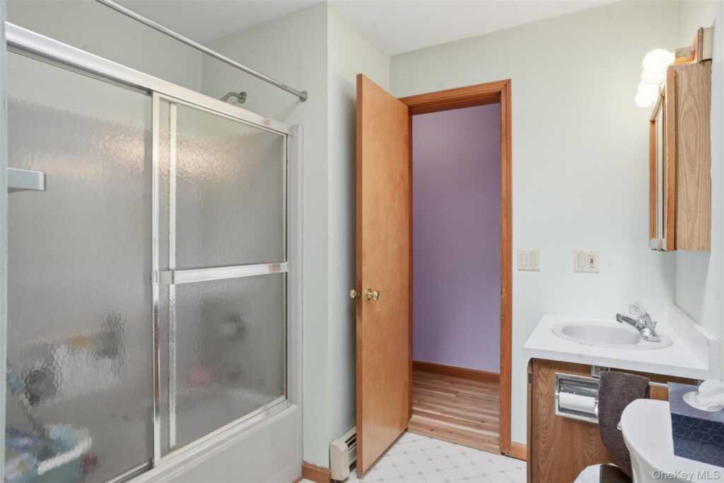 902 Albany Post Road, New Paltz, NY 12561 - Photo 17 of 48