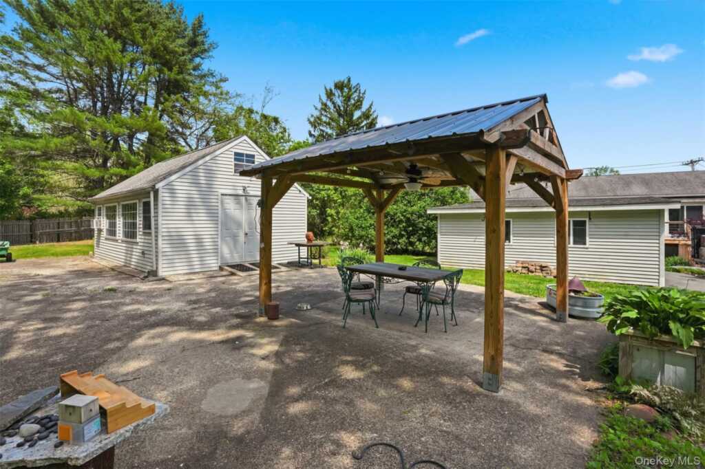 902 Albany Post Road, New Paltz, NY 12561 - Photo 44 of 48