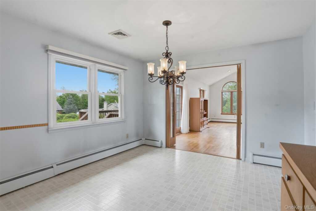 205 East Drive, Hurley, NY 12443 - Photo 14 of 34