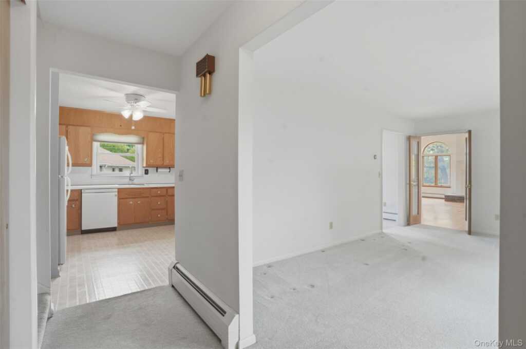 205 East Drive, Hurley, NY 12443 - Photo 16 of 34