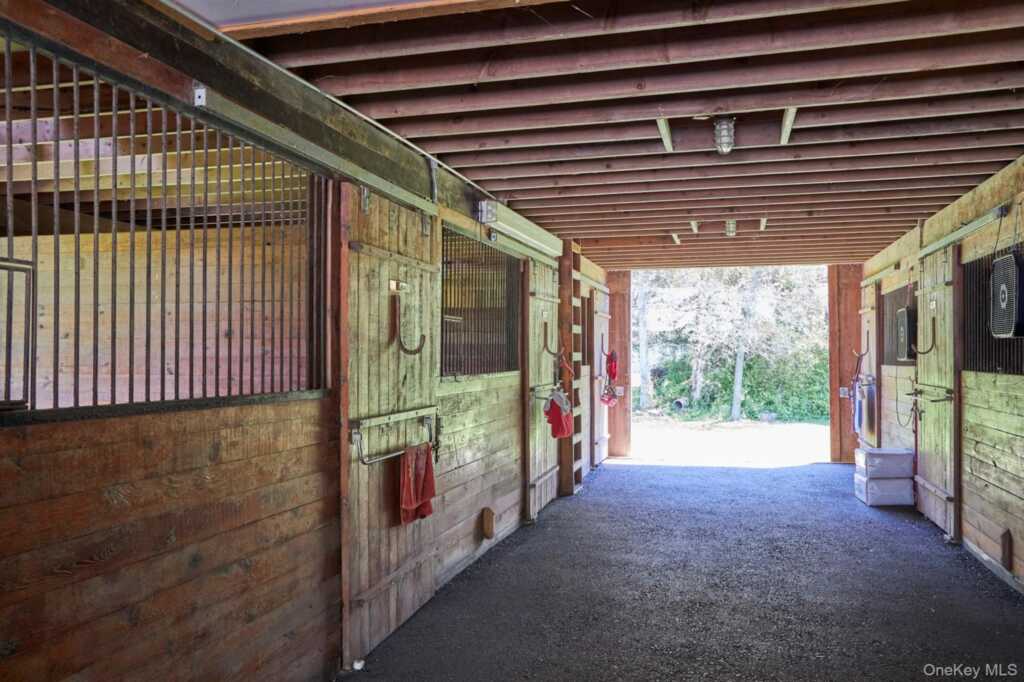 52 Pells Road, Rhinebeck, NY 12572 - Photo 13 of 28