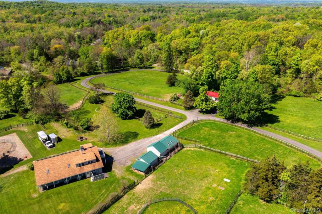52 Pells Road, Rhinebeck, NY 12572 - Photo 7 of 28