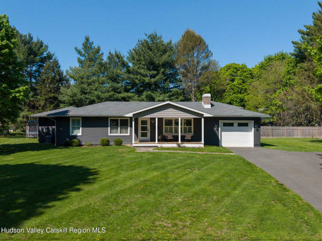 44 Lorraine Drive, Unit #12572, Rhinebeck, NY 12572 - Photo 33 of 34