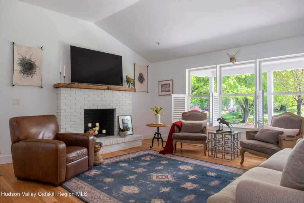 44 Lorraine Drive, Unit #12572, Rhinebeck, NY 12572 - Photo 8 of 34